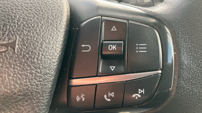 Ford Transit Custom 300 L2 Diesel Fwd 2.0 EcoBlue 130ps Low Roof Limited Van